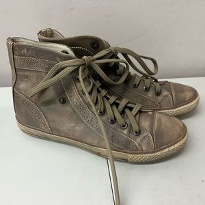 Steve Madden women’s sneakers size 9